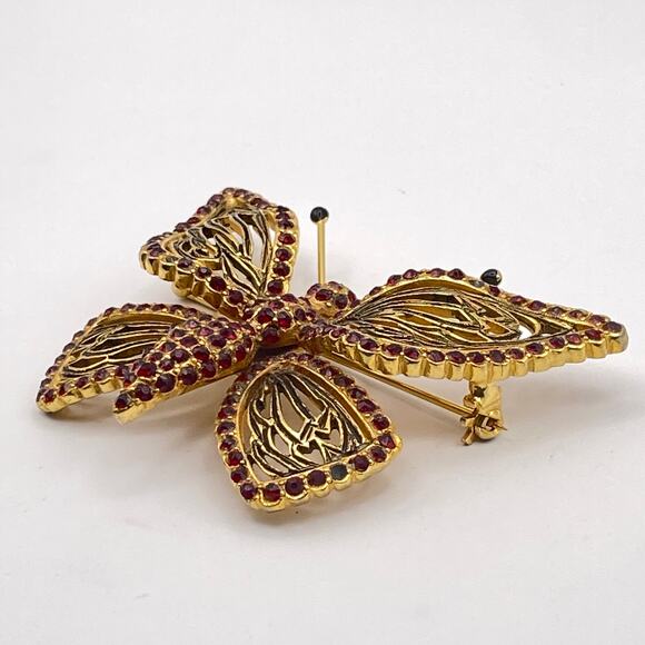 RARE 1940s VOGUE JEWELRY Butterfly Vintage Brooch Gold Tone Red Color Crystals - Picture 5 of 12